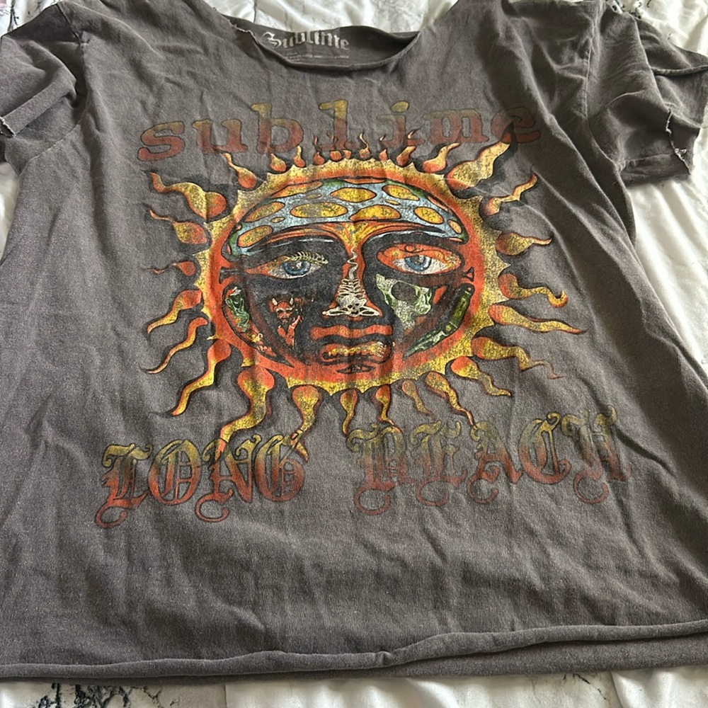 I am selling this amazing sublime shirt